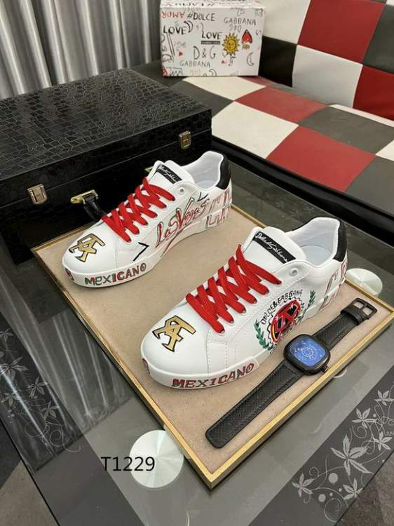 Picture of Dolce Gabbana Shoes _SKUDGsz38-46h11504273
